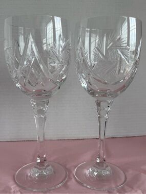 VTG Pair of Pinwheel or Starburst Crystal Stemware w/Etched Star of David Wine